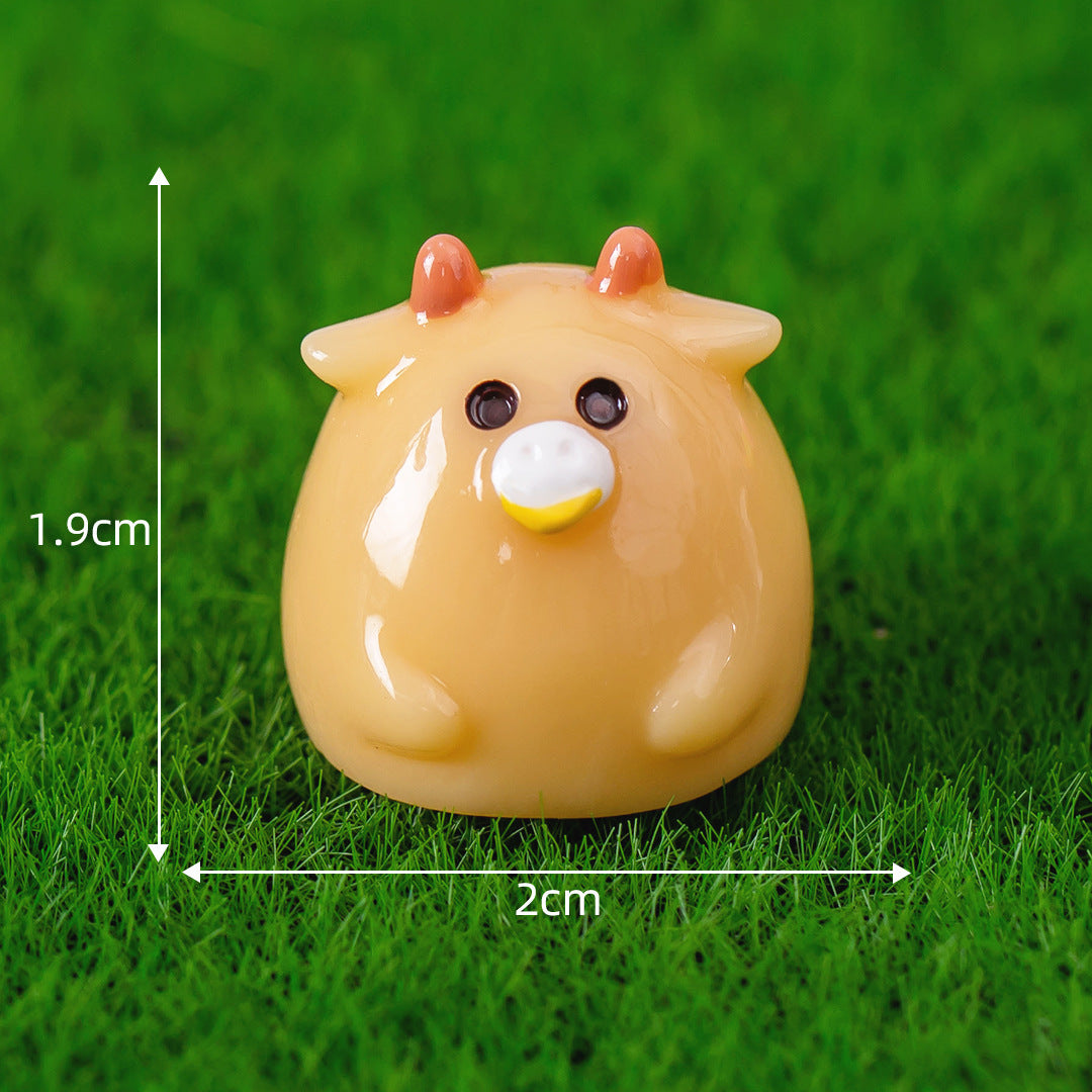 Desktop Fun: Creative Cute Round Cartoon Animal Resin Ornaments (Frog & More).