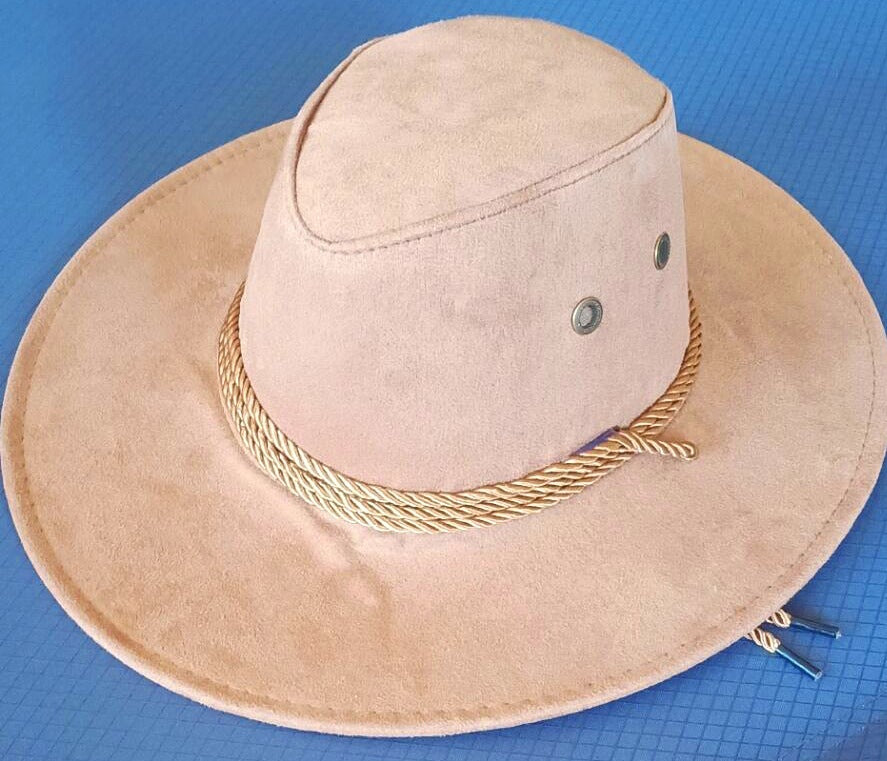 Western Edge: Chicken Skin Velvet Cowboy Hat (Stereotyped, Lacquered Finish).