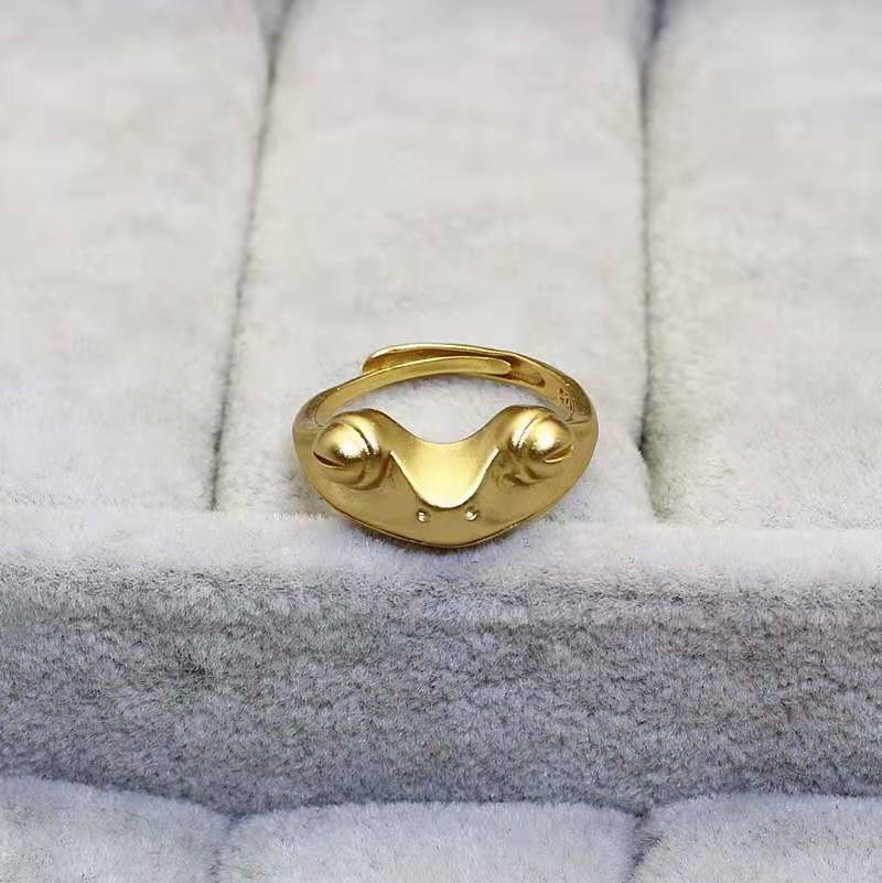 Bestseller Appeal: New Hot Sell Vintage Frog Ring (Adjustable, Gold).