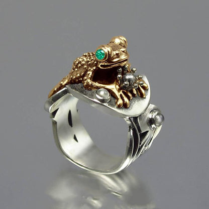 Natural Charm: Green Zircon Toad/Frog Animal Alloy Ring (Multiple Sizes).