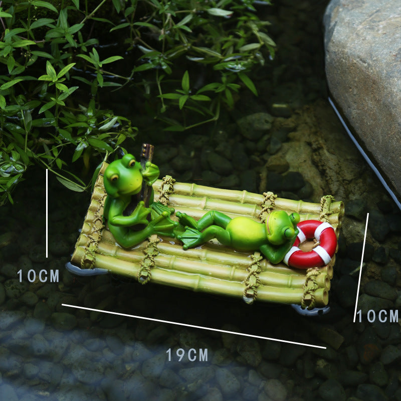 Water Garden Charm: Modern Resin Floating Frog Simulation Animal Ornaments.