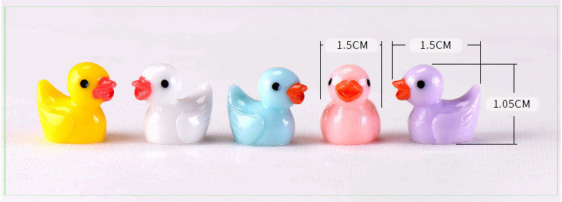 Tiny Charm: Cartoon Resin Duck Pendant for Moss Micro Landscape Ornaments.
